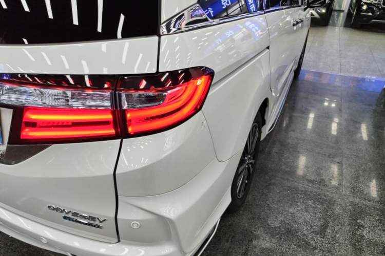 Used Honda Odyssey 2021 2.0L Rui·Luxury Edition Right Rear Taillight