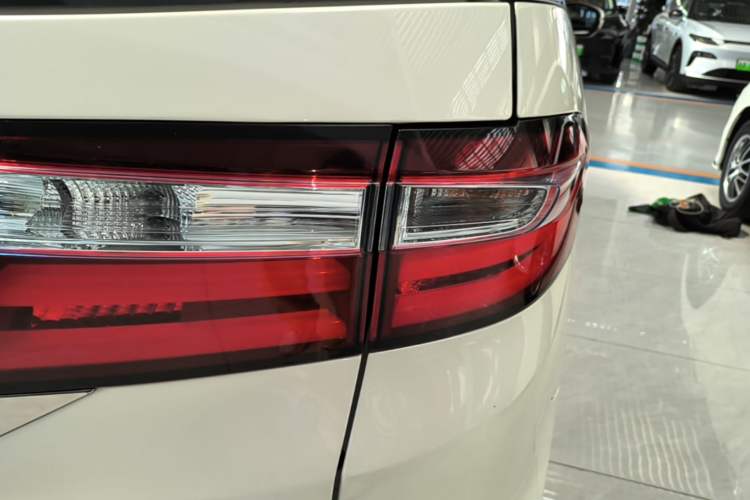 Used Honda Odyssey 2021 2.0L Rui-Changxiang Edition Right Rear Taillight