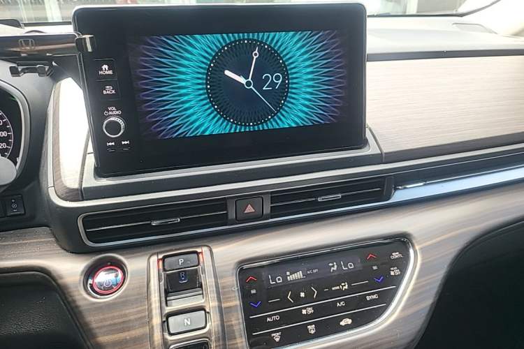 Used Honda Odyssey 2022 2.0L eHEV Sharp·Luxury Edition Audio And AC Panel