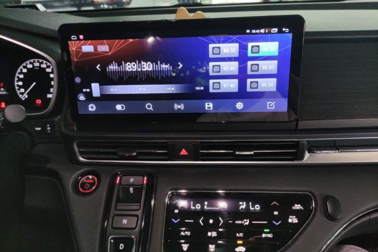 Used Honda Odyssey 2022 2.0L eHEV Sharp·Luxury Edition Audio And AC Panel