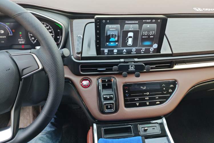 Used Honda Odyssey 2022 2.0L eHEV Sharp Enjoyment Edition Audio And AC Panel