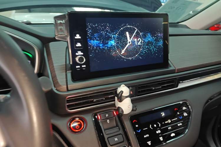 Used Honda Odyssey 2022 2.0L eHEV Sharp Enjoyment Edition Audio And AC Panel