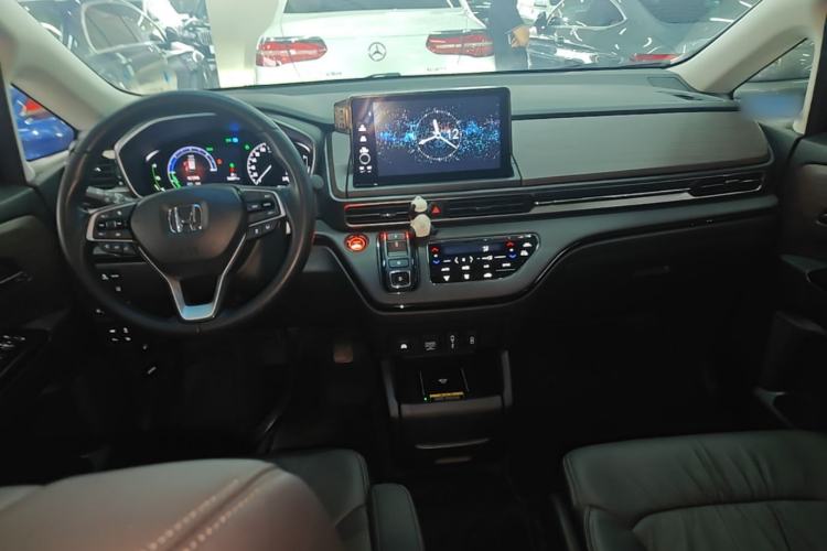 Used Honda Odyssey 2022 2.0L eHEV Sharp Enjoyment Edition Center Console