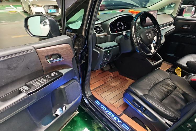 Used Honda Odyssey 2022 2.0L eHEV Sharp·Luxury Edition Driver Seat