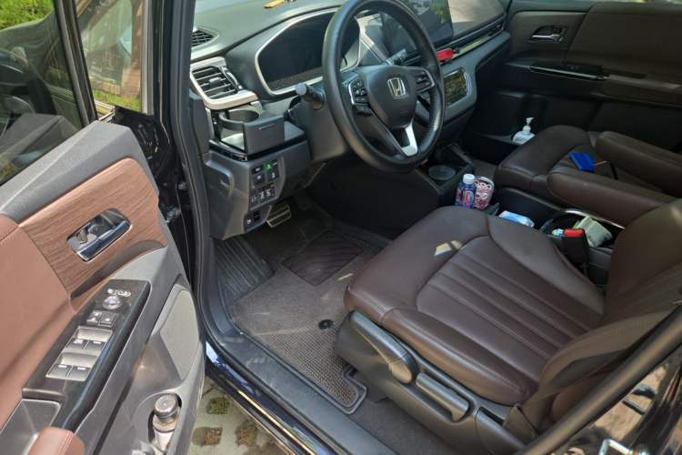 Used Honda Odyssey 2022 2.0L eHEV Sharp Enjoyment Edition Driver Seat