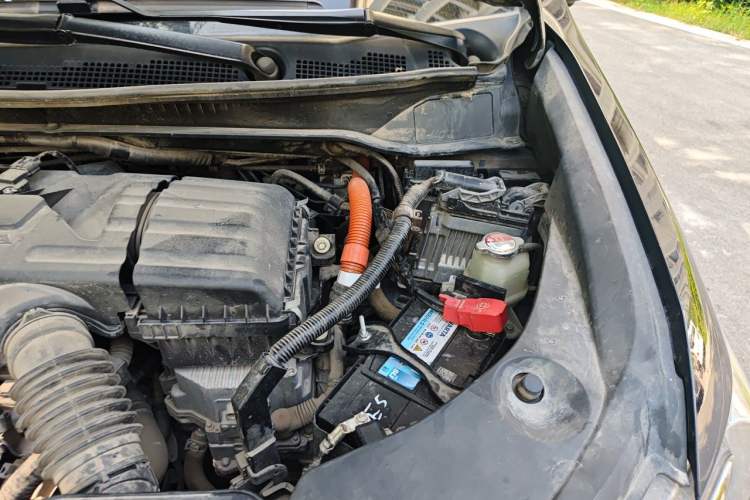 Used Honda Odyssey 2022 2.0L eHEV Sharp Enjoyment Edition Engine Bay Left