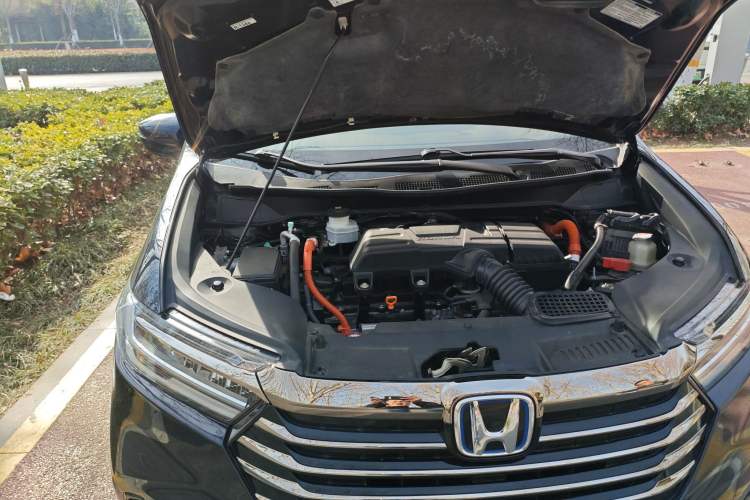 Used Honda Odyssey 2022 2.0L eHEV Sharp Enjoyment Edition Engine Bay Right