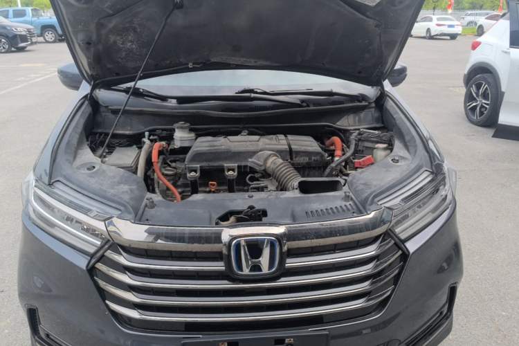Used Honda Odyssey 2022 2.0L eHEV Sharp Smart Edition Engine Bay