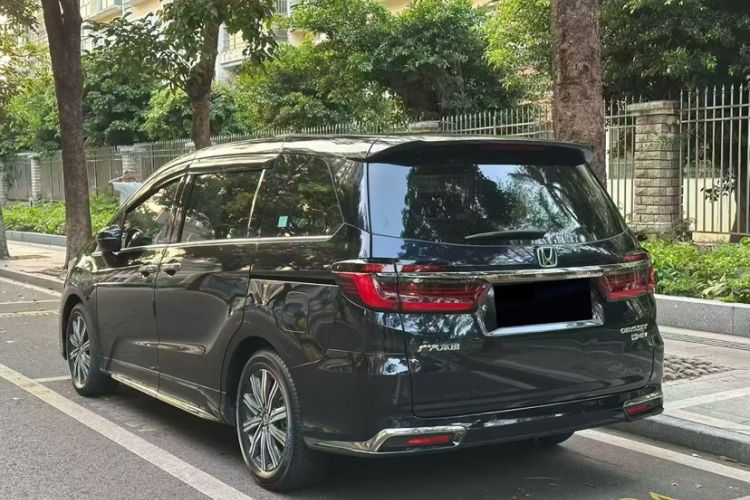 Used Honda Odyssey 2022 2.0L eHEV Sharp Enjoyment Edition Exterior 3