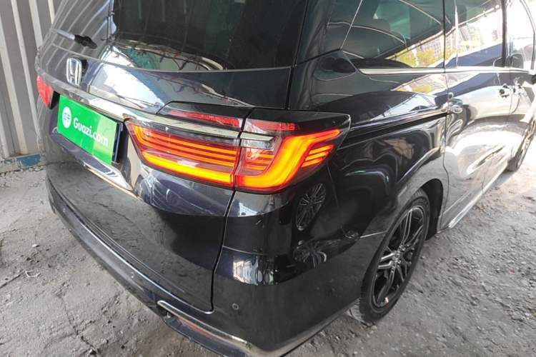 Used Honda Odyssey 2022 2.0L eHEV Sharp·Luxury Edition Exterior 3