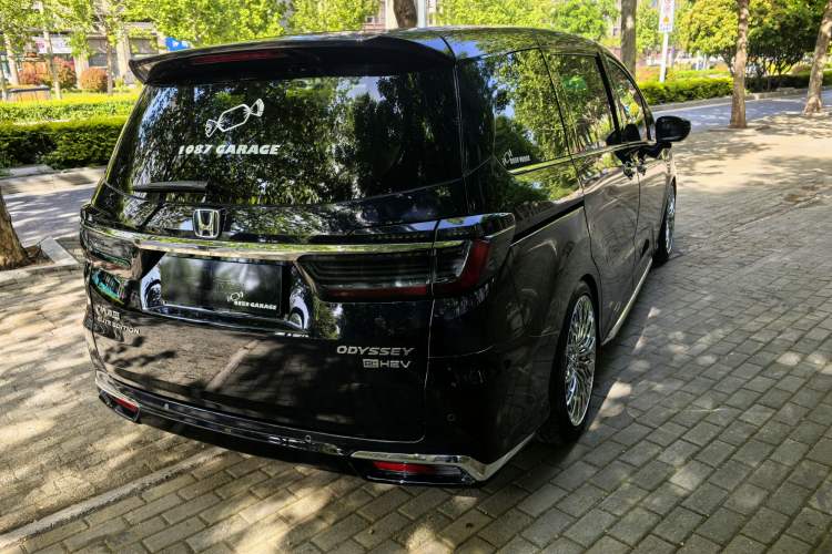 Used Honda Odyssey 2022 2.0L eHEV Prestige Four-Seater Edition Exterior 6