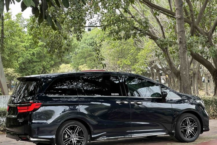 Used Honda Odyssey 2022 2.0L eHEV Sharp·Luxury Edition Exterior 7