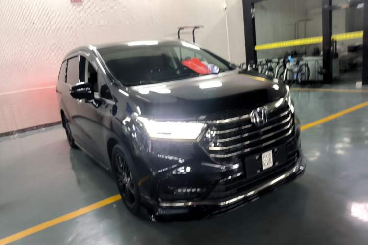 Used Honda Odyssey 2022 2.0L eHEV Sharp Supreme Edition Front Right 45 Deg