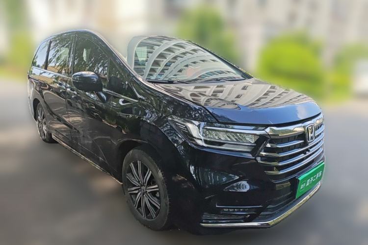 Used Honda Odyssey 2022 2.0L eHEV Sharp Enjoyment Edition Front Right 45 Deg