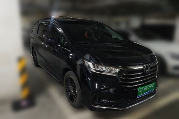 Used Honda Odyssey 2022 2.0L eHEV Sharp·Luxury Edition Front Right 45 Deg