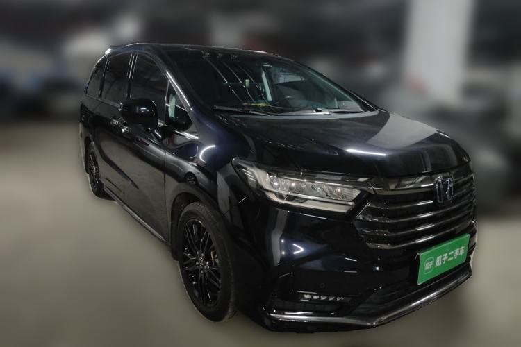 Used Honda Odyssey 2022 2.0L eHEV Sharp·Luxury Edition Front Right 45 Deg