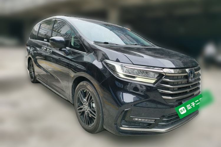 Used Honda Odyssey 2022 2.0L eHEV Sharp·Luxury Edition Front Right 45 Deg