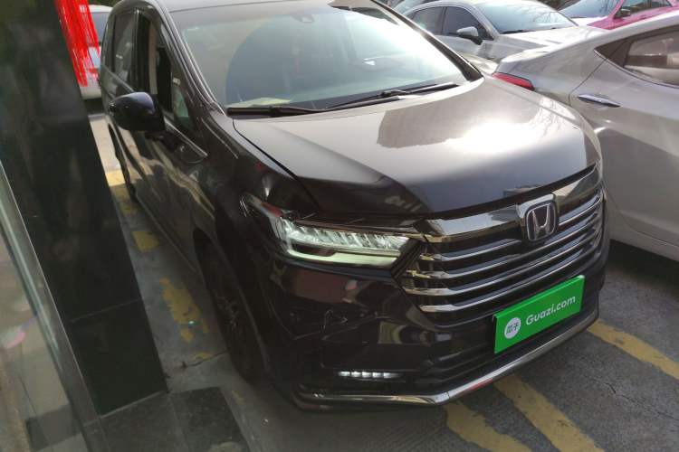 Used Honda Odyssey 2022 2.0L eHEV Sharp·Luxury Edition Front Right 45 Deg