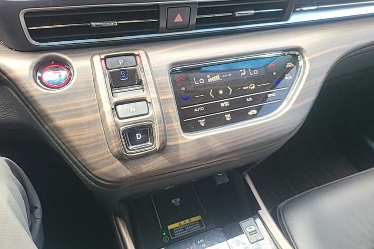 Used Honda Odyssey 2022 2.0L eHEV Sharp·Luxury Edition Gear Lever