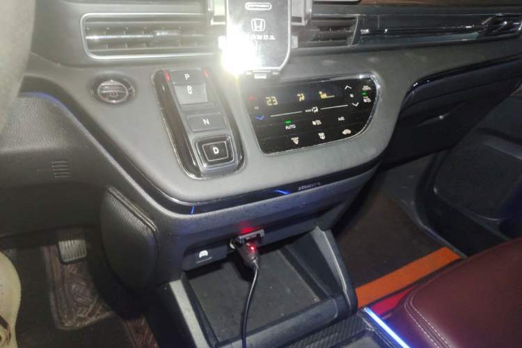 Used Honda Odyssey 2022 2.0L eHEV Sharp Enjoyment Edition Gear Lever