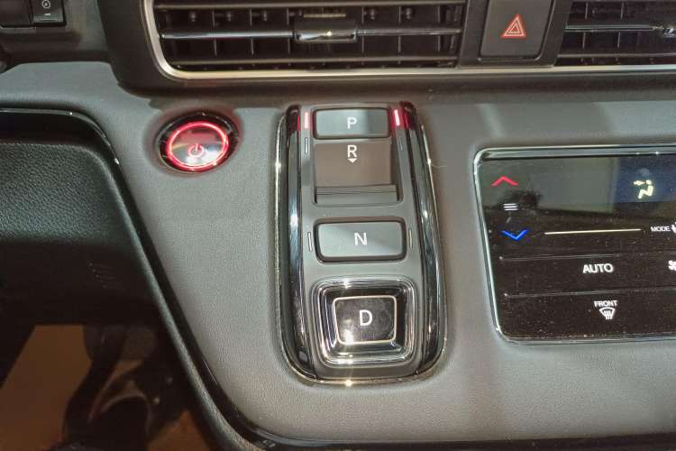 Used Honda Odyssey 2022 2.0L eHEV Sharp Enjoyment Edition Gear Lever