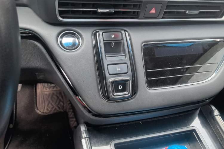 Used Honda Odyssey 2022 2.0L eHEV Sharp Smart Edition Gear Lever