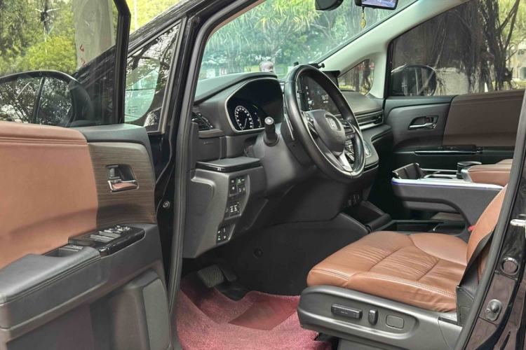 Used Honda Odyssey 2022 2.0L eHEV Sharp·Luxury Edition Interior 2