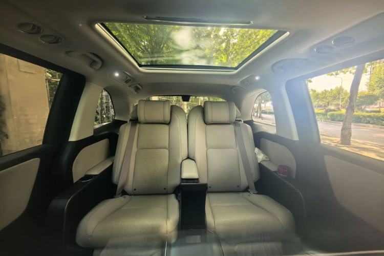 Used Honda Odyssey 2022 2.0L eHEV Prestige Four-Seater Edition Interior 5