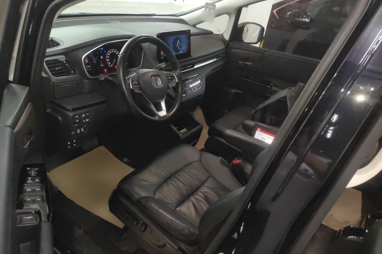 Used Honda Odyssey 2022 2.0L eHEV Sharp Enjoyment Edition Left Front Seat