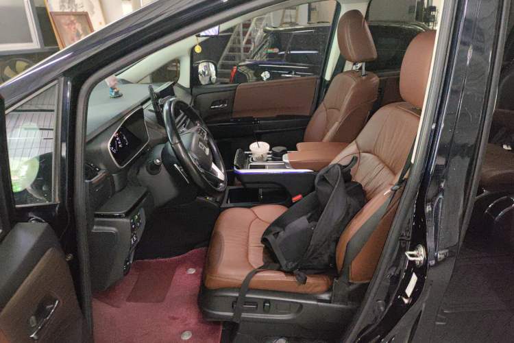 Used Honda Odyssey 2022 2.0L eHEV Sharp·Luxury Edition Left Front Seat