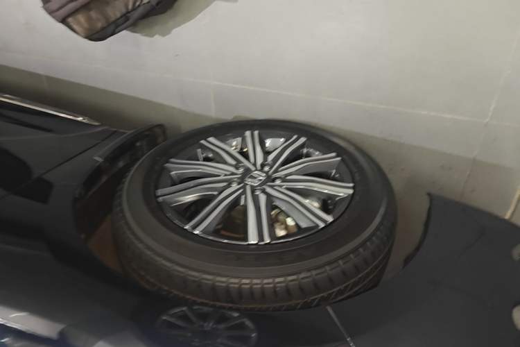 Used Honda Odyssey 2022 2.0L eHEV Sharp Enjoyment Edition Left Front Wheel Hub