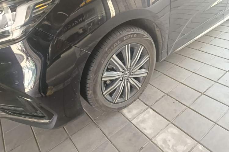 Used Honda Odyssey 2022 2.0L eHEV Sharp Smart Edition Left Front Wheel Hub