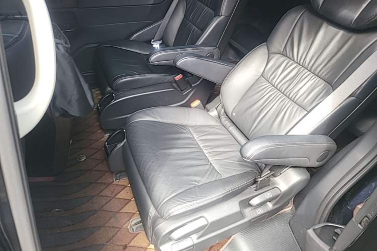 Used Honda Odyssey 2022 2.0L eHEV Sharp·Luxury Edition Left Rear Seat