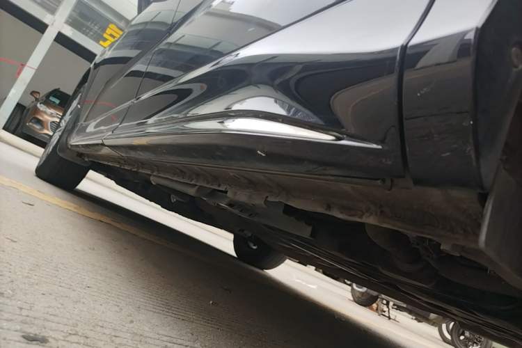 Used Honda Odyssey 2022 2.0L eHEV Sharp Enjoyment Edition Left Side Sill