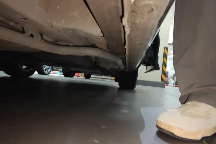 Used Honda Odyssey 2022 2.0L eHEV Sharp Enjoyment Edition Left Side Sill