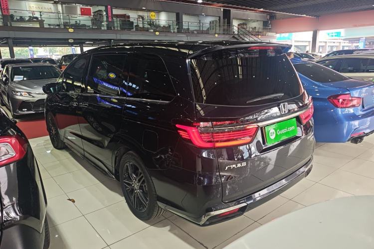 Used Honda Odyssey 2022 2.0L eHEV Sharp·Luxury Edition Rear Left 45 Deg