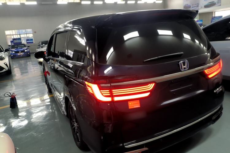 Used Honda Odyssey 2022 2.0L eHEV Sharp Supreme Edition Rear Left 45 Deg