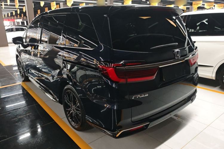Used Honda Odyssey 2022 2.0L eHEV Sharp·Luxury Edition Rear Left 45 Deg