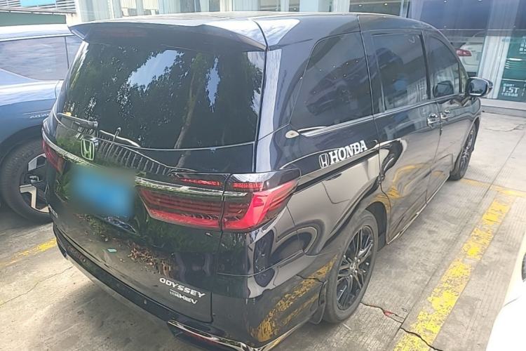 Used Honda Odyssey 2022 2.0L eHEV Sharp·Luxury Edition Rear Right 45 Deg