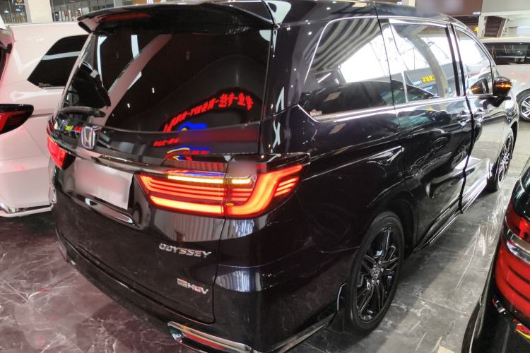 Used Honda Odyssey 2022 2.0L eHEV Sharp·Luxury Edition Rear Right 45 Deg
