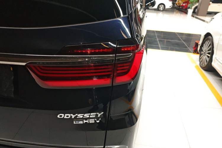 Used Honda Odyssey 2022 2.0L eHEV Sharp·Luxury Edition Right Rear Taillight
