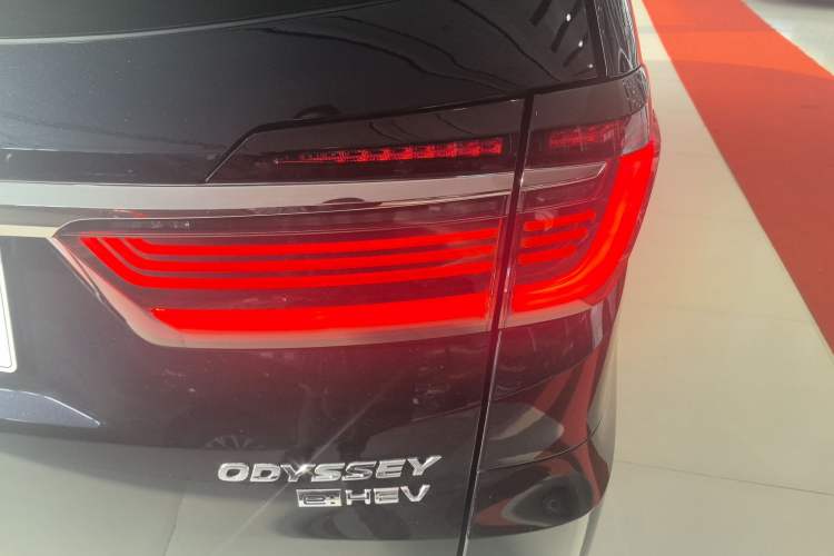 Used Honda Odyssey 2022 2.0L eHEV Sharp·Luxury Edition Right Rear Taillight