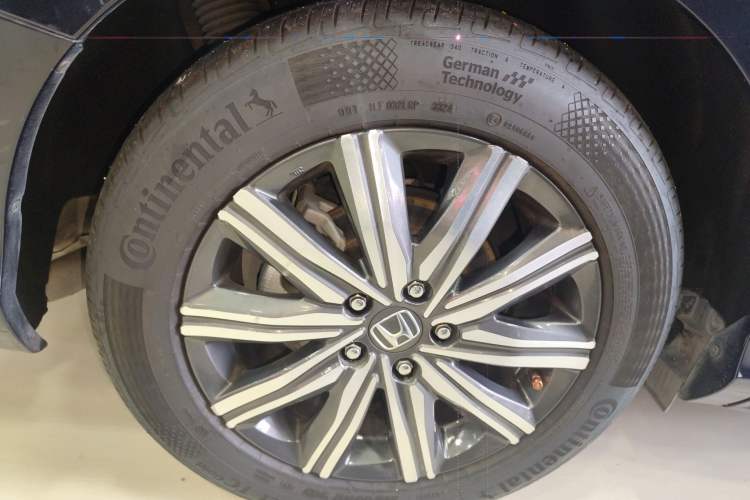 Used Honda Odyssey 2022 2.0L eHEV Sharp Enjoyment Edition Right Rear Wheel Hub