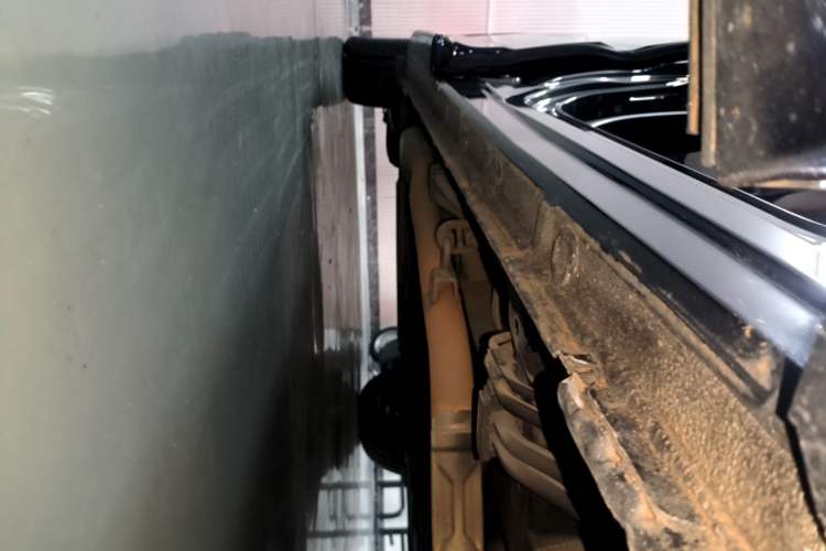 Used Honda Odyssey 2022 2.0L eHEV Sharp Supreme Edition Right Side Sill