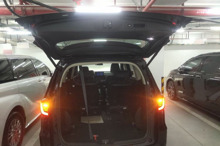 Used Honda Odyssey 2022 2.0L eHEV Sharp Enjoyment Edition Trunk