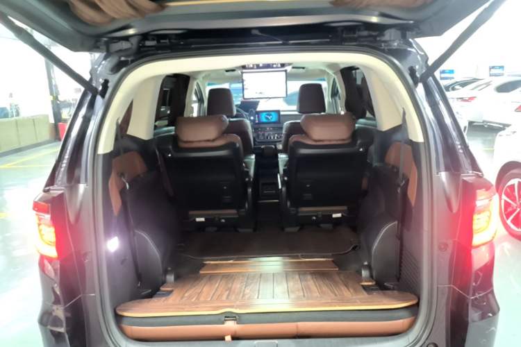 Used Honda Odyssey 2022 2.0L eHEV Sharp Supreme Edition Trunk