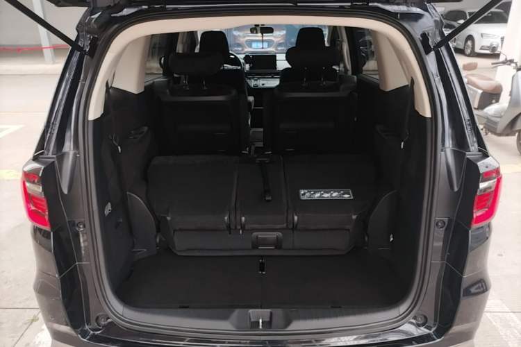 Used Honda Odyssey 2022 2.0L eHEV Sharp Enjoyment Edition Trunk