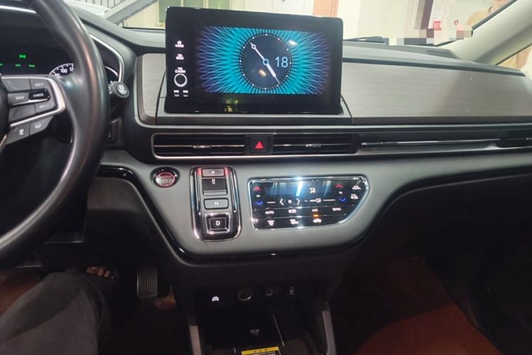 Used Honda Odyssey 2022 2.0L eHEV Sharp Supreme Edition Audio And AC Panel
