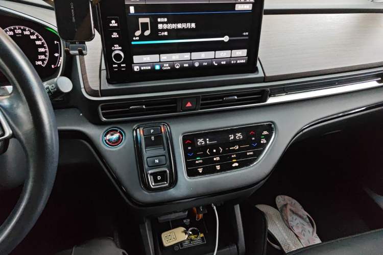 Used Honda Odyssey 2022 2.0L eHEV Sharp·Luxury Edition Audio And AC Panel