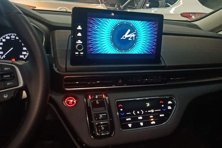 Used Honda Odyssey 2022 2.0L eHEV Sharp Enjoyment Edition Center Console